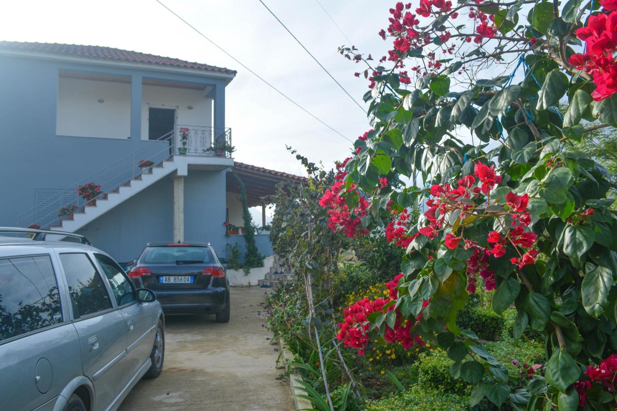 Apartments Villa Luti Stjar Exteriör bild